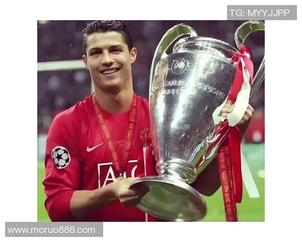 史上最伟大足球明星的传奇人生与不朽成就全景回顾 史上最伟大足球明星的传奇人生与不朽成就全景回顾