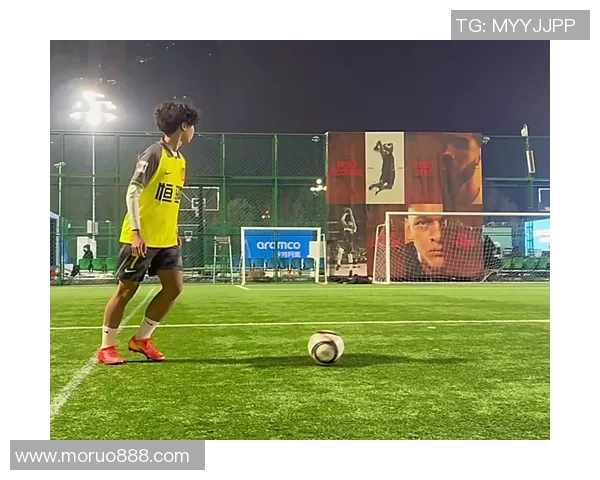 足球明星背后的故事与梦想揭秘精彩采访转场视频分享