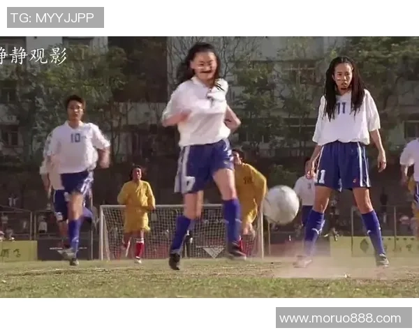 足球明星亲临少林寺探寻武学与足球的完美结合之旅