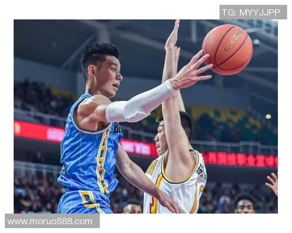 九牛对阵新疆精彩直播全程回顾与赛后分析助你了解比赛精彩瞬间 九牛对阵新疆精彩直播全程回顾与赛后分析助你了解比赛精彩瞬间