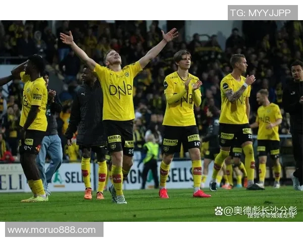 希望体育对阵瓜达拉的精彩对决展现了足球的魅力与激情 希望体育对阵瓜达拉的精彩对决展现了足球的魅力与激情